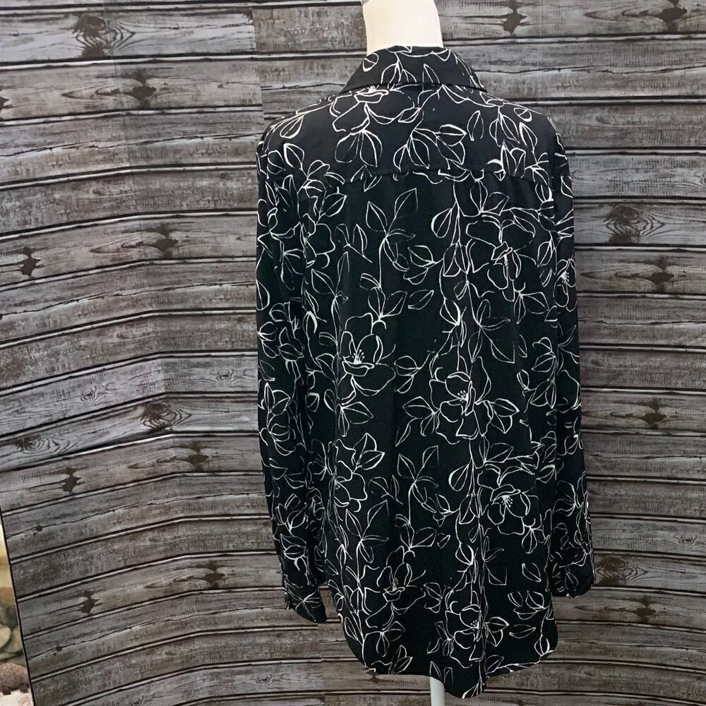 A.new day Black & White Button Front Floral Shirt